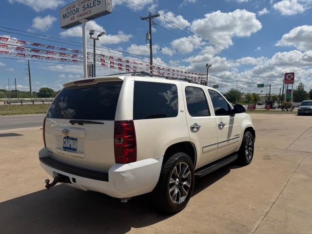 Chevrolet Tahoe Vehicle Full-screen Gallery Image 05