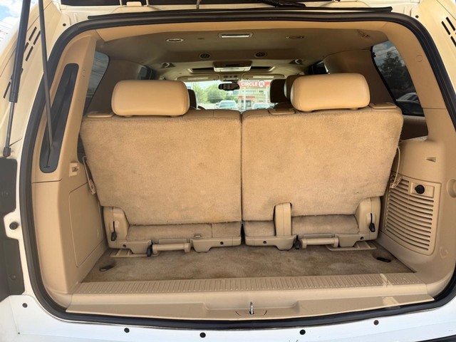 Chevrolet Tahoe Vehicle Full-screen Gallery Image 13