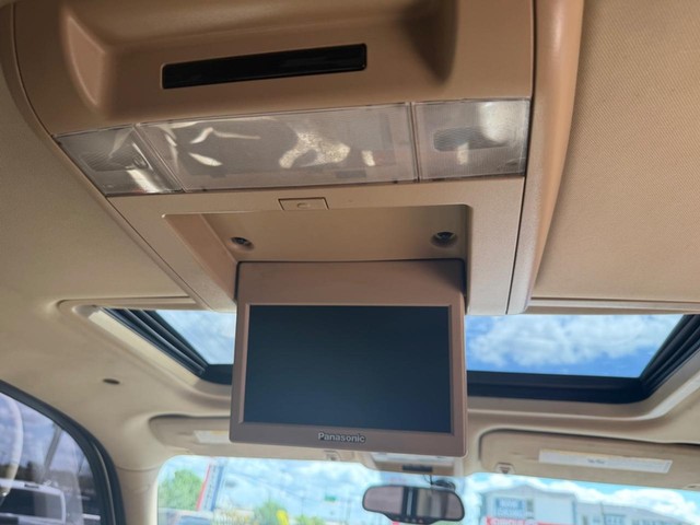 Chevrolet Tahoe Vehicle Full-screen Gallery Image 17