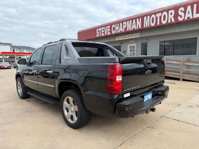 Chevrolet Avalanche Vehicle Full-screen Gallery Image 03