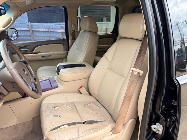Chevrolet Avalanche Vehicle Full-screen Gallery Image 09