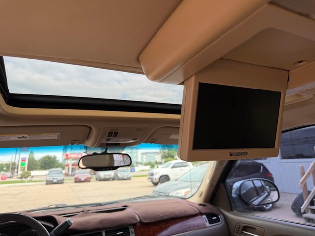 Chevrolet Avalanche Vehicle Full-screen Gallery Image 11