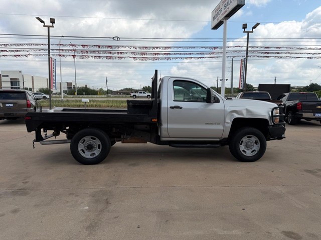 Chevrolet Silverado 3500HD Vehicle Full-screen Gallery Image 06