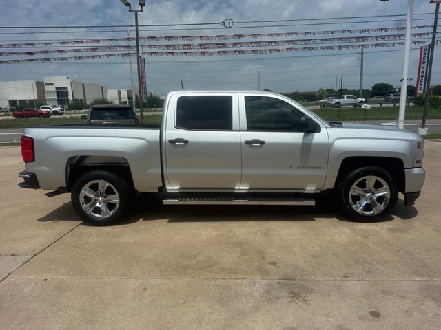 Chevrolet Silverado 1500 Vehicle Full-screen Gallery Image 06