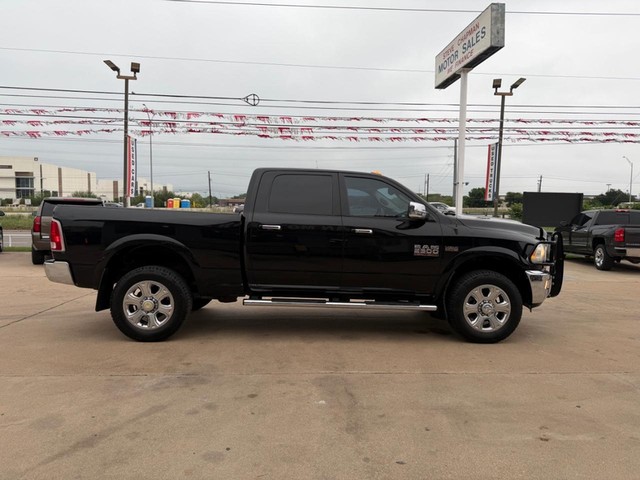 Ram 2500 Vehicle Full-screen Gallery Image 06