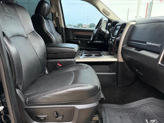 Ram 2500 Vehicle Full-screen Gallery Image 12