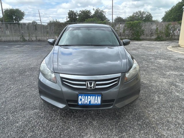 Honda Accord Sedan Vehicle Full-screen Gallery Image 08