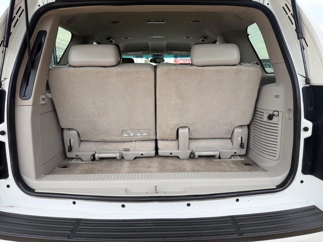 Chevrolet Tahoe Vehicle Full-screen Gallery Image 13