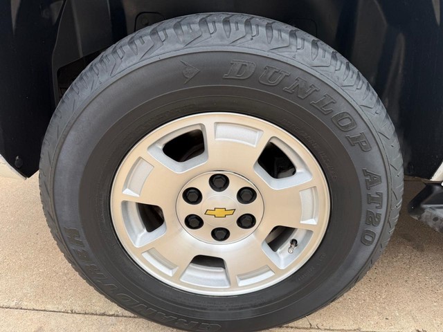 Chevrolet Tahoe Vehicle Full-screen Gallery Image 18