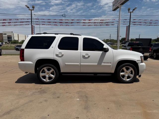 Chevrolet Tahoe Vehicle Full-screen Gallery Image 06