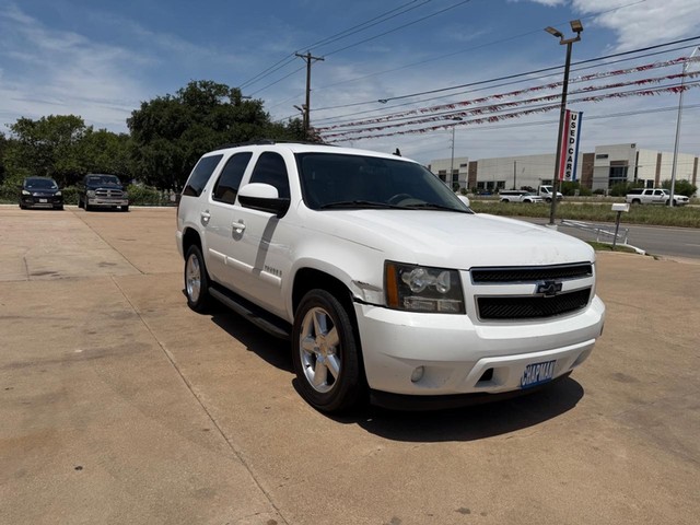Chevrolet Tahoe Vehicle Full-screen Gallery Image 07