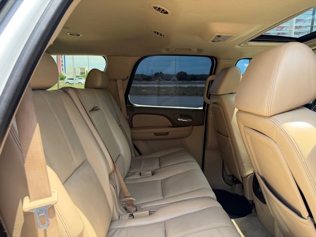 Chevrolet Tahoe Vehicle Full-screen Gallery Image 14