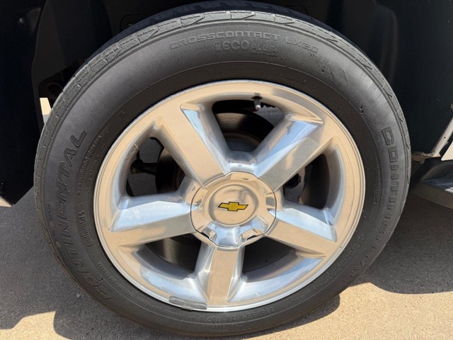 Chevrolet Tahoe Vehicle Full-screen Gallery Image 18