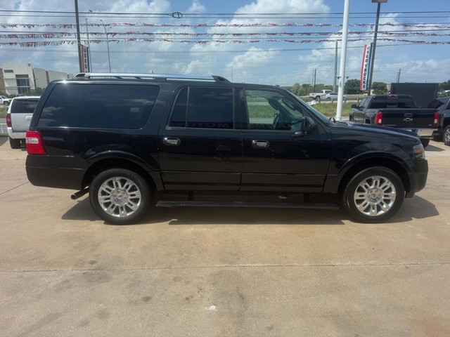 Ford Expedition EL Vehicle Full-screen Gallery Image 06