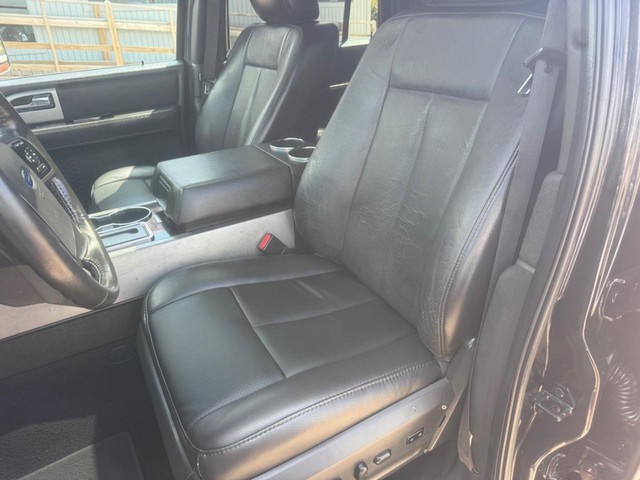 Ford Expedition EL Vehicle Full-screen Gallery Image 10