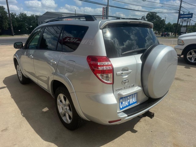 Toyota RAV4 Vehicle Full-screen Gallery Image 06