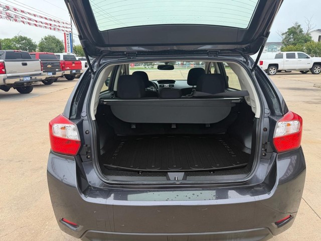 Subaru Impreza Wagon Vehicle Full-screen Gallery Image 12