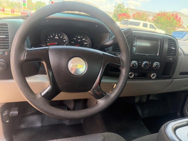 Chevrolet Silverado 1500 Vehicle Full-screen Gallery Image 10