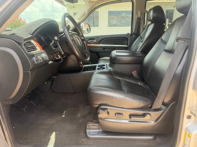 Chevrolet Avalanche Vehicle Full-screen Gallery Image 09