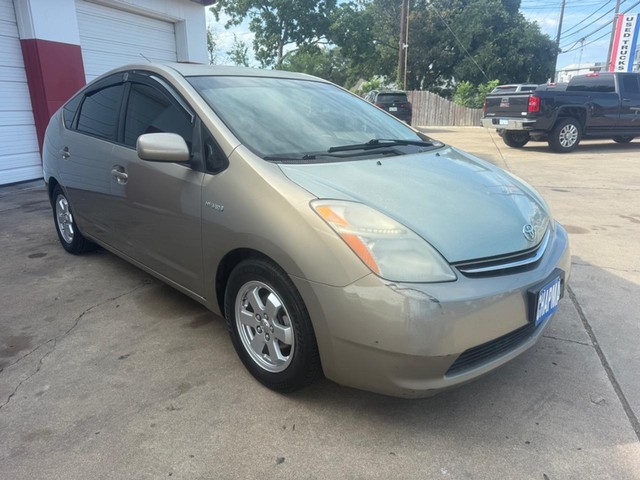 Toyota Prius Vehicle Full-screen Gallery Image 07