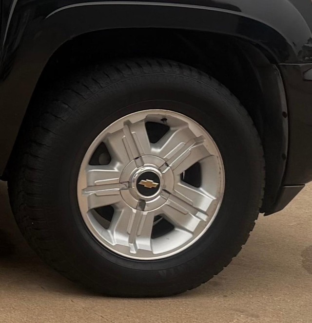 Chevrolet Tahoe Vehicle Full-screen Gallery Image 14
