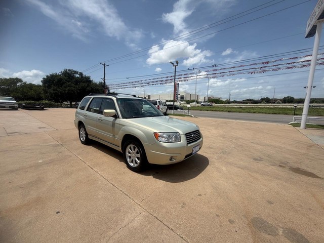 Subaru Forester Vehicle Full-screen Gallery Image 07