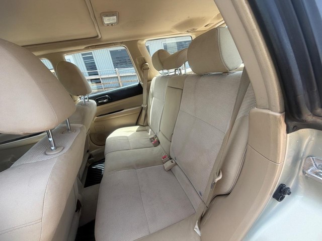 Subaru Forester Vehicle Full-screen Gallery Image 11