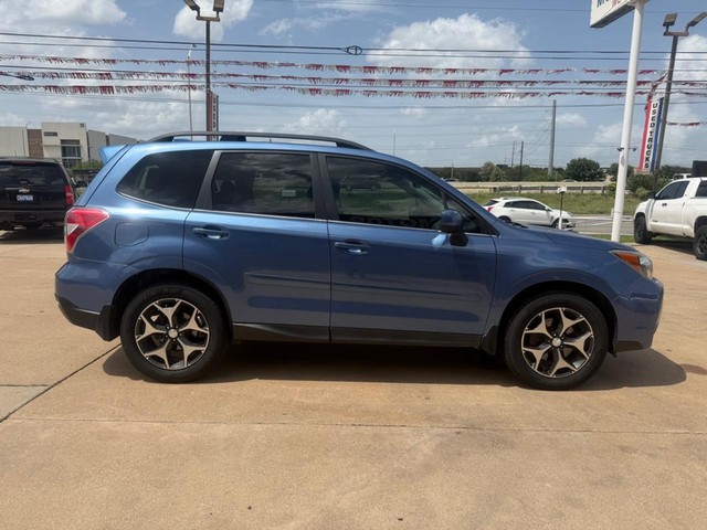 Subaru Forester Vehicle Full-screen Gallery Image 06
