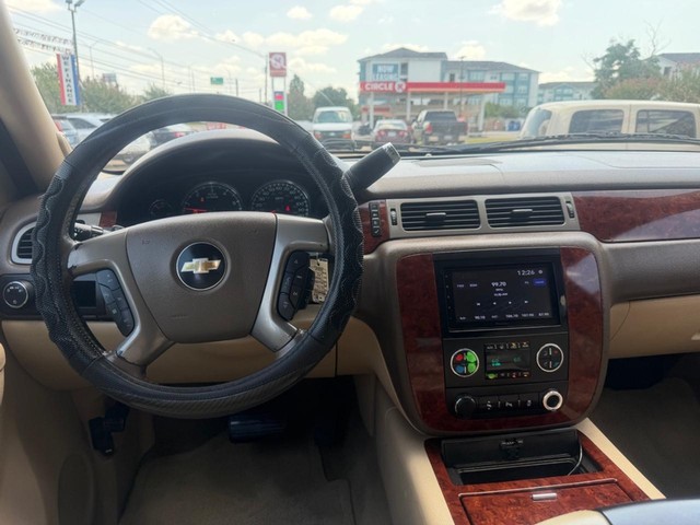 Chevrolet Tahoe Vehicle Full-screen Gallery Image 10