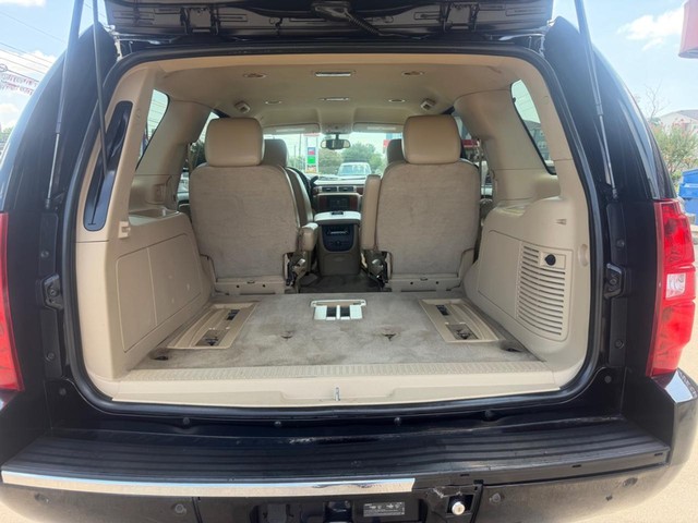 Chevrolet Tahoe Vehicle Full-screen Gallery Image 12