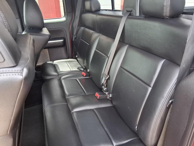 Ford F-150 Vehicle Full-screen Gallery Image 11