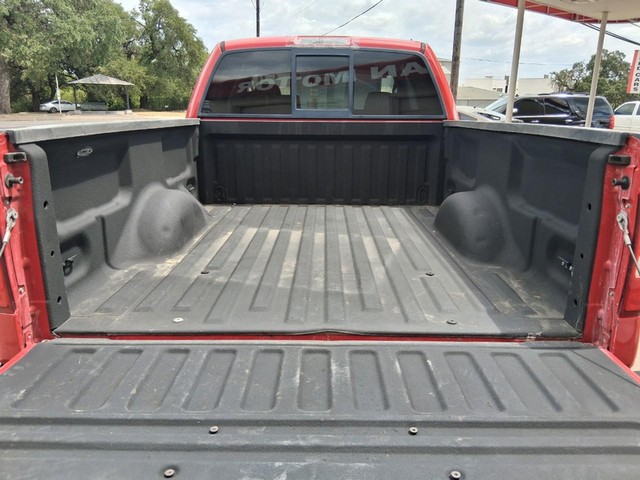 Ford F-150 Vehicle Full-screen Gallery Image 12