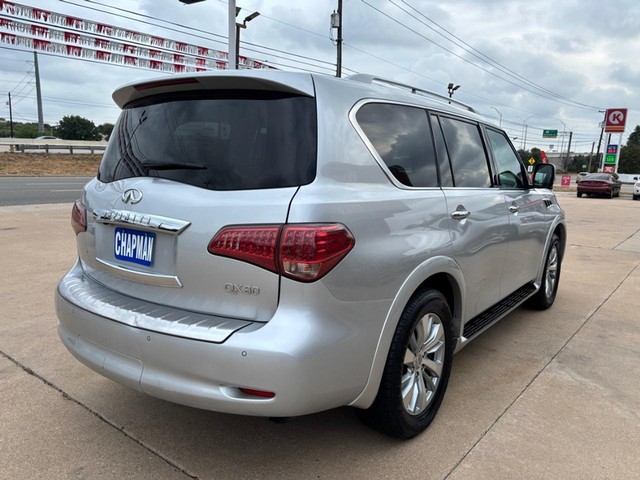 INFINITI QX80 Vehicle Full-screen Gallery Image 03