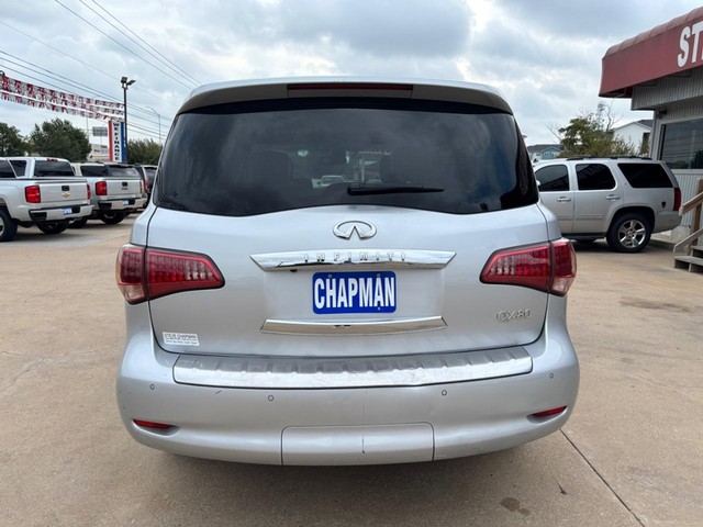 INFINITI QX80 Vehicle Full-screen Gallery Image 04