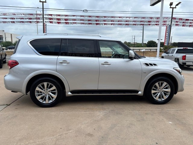 INFINITI QX80 Vehicle Full-screen Gallery Image 07