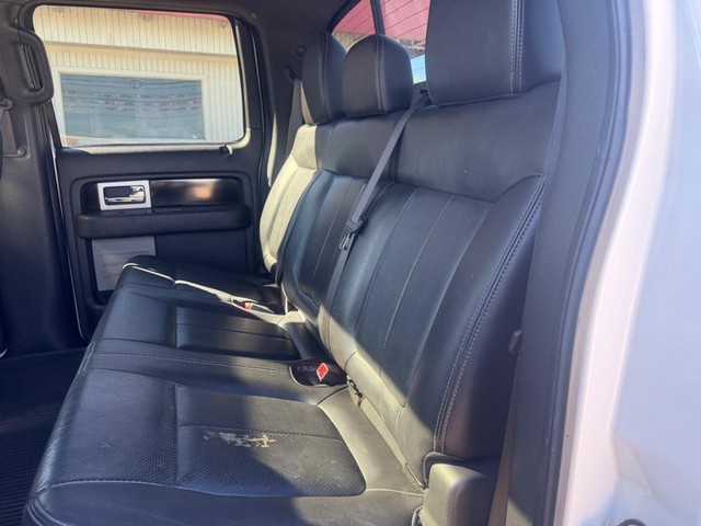 Ford F-150 Vehicle Full-screen Gallery Image 11
