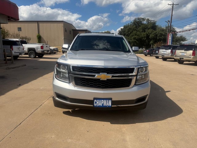 Chevrolet Suburban Vehicle Full-screen Gallery Image 08