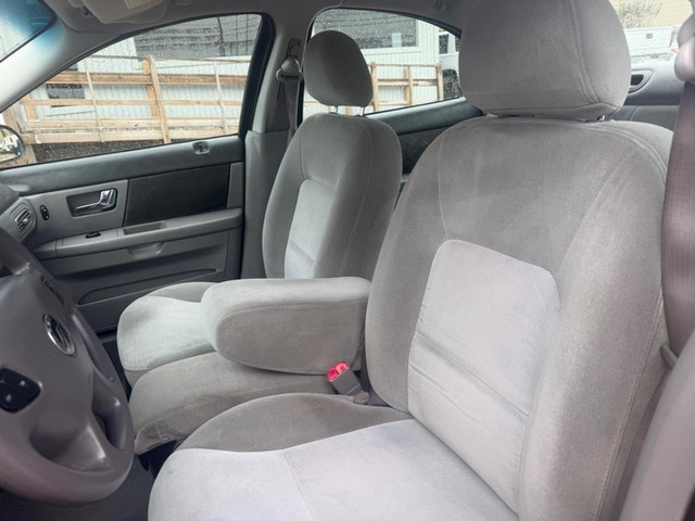 Mercury Sable Vehicle Full-screen Gallery Image 09