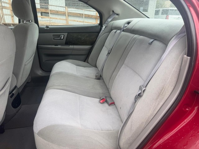 Mercury Sable Vehicle Full-screen Gallery Image 11