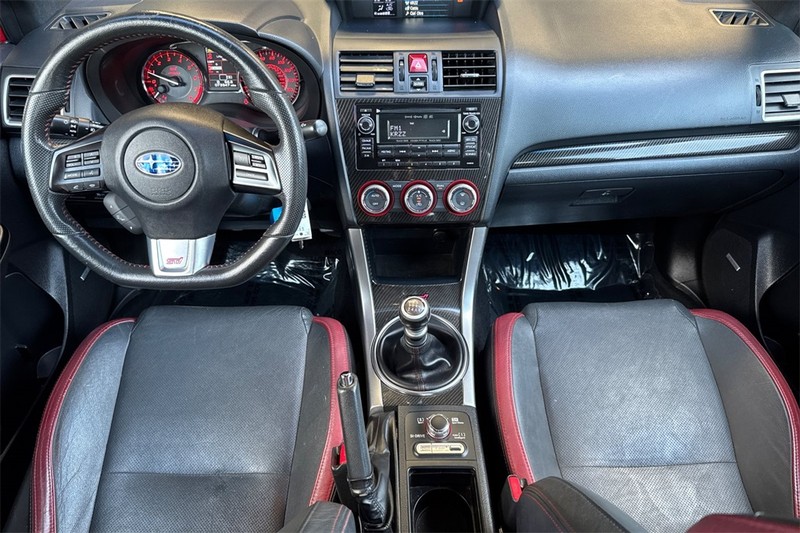 Subaru WRX STI Vehicle Full-screen Gallery Image 13