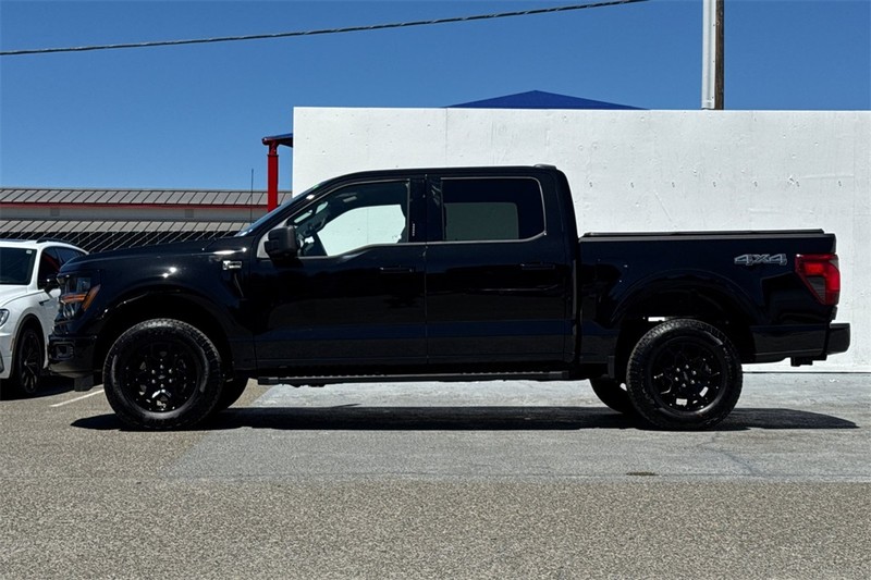 Ford F-150 Vehicle Full-screen Gallery Image 07