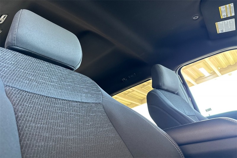 Ford F-150 Vehicle Full-screen Gallery Image 16