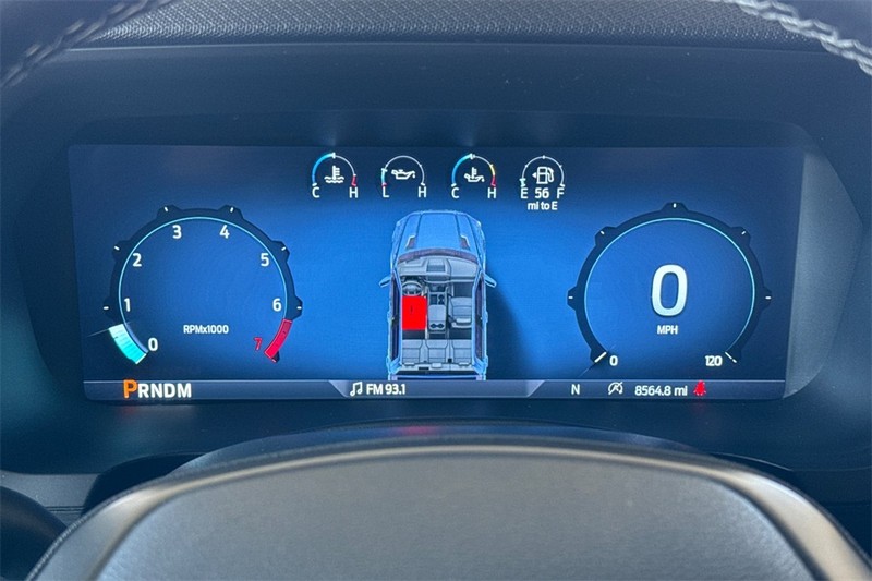 Ford F-150 Vehicle Full-screen Gallery Image 22