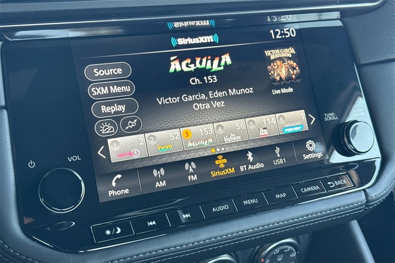 Nissan Z Vehicle Full-screen Gallery Image 15