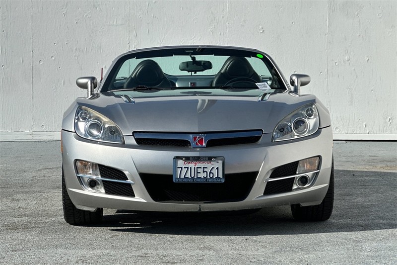 Saturn Sky Vehicle Full-screen Gallery Image 09