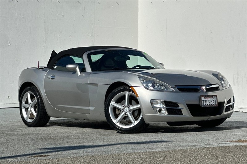 Saturn Sky Vehicle Full-screen Gallery Image 10