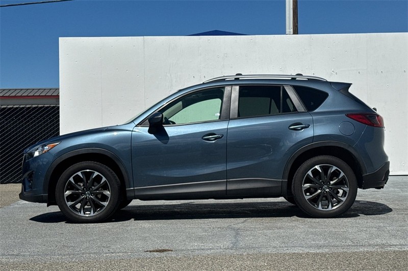 Mazda CX-5 Vehicle Full-screen Gallery Image 07