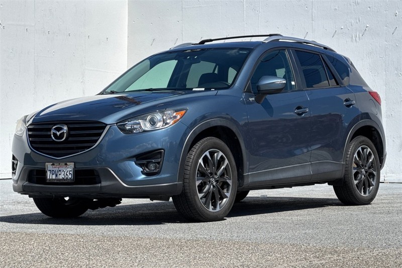 Mazda CX-5 Vehicle Full-screen Gallery Image 08