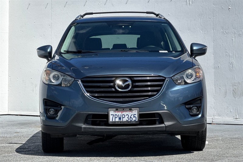 Mazda CX-5 Vehicle Full-screen Gallery Image 09