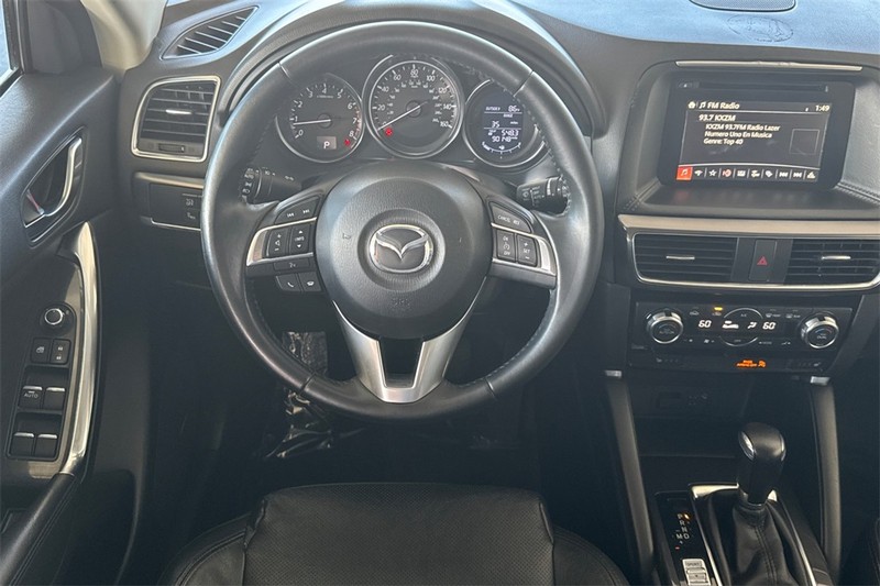 Mazda CX-5 Vehicle Full-screen Gallery Image 14